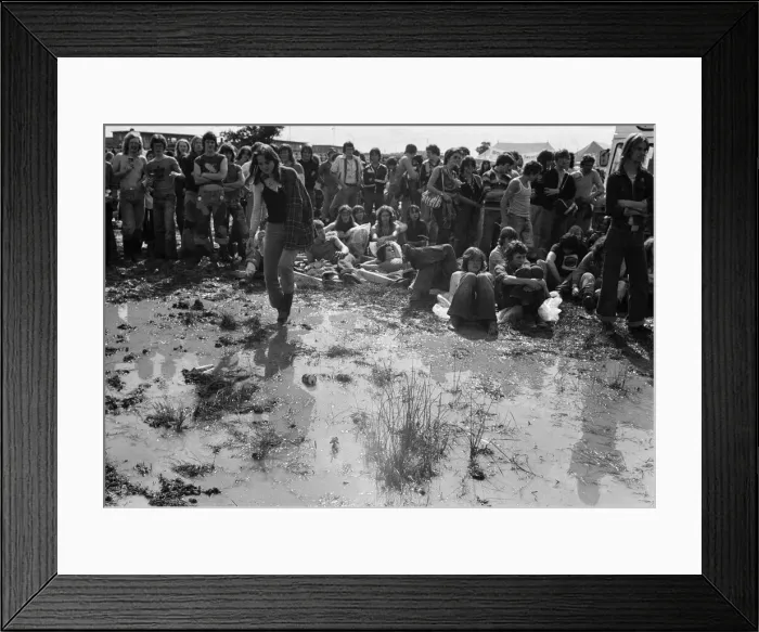Framed Print : Reading Festival held at Little Johns Farm. 26th August 1977 Framed Print : Reading Festival held at Little Johns Farm. 26th August 1977