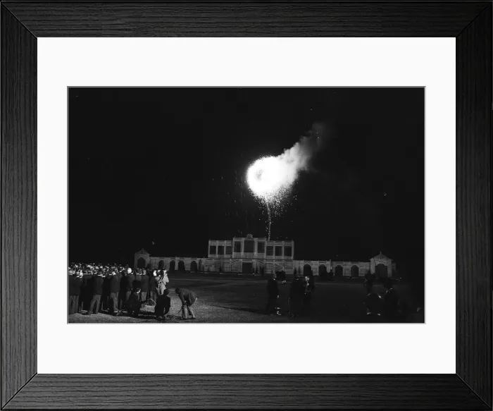 Framed Print : The firework show watched by half a million people in Londons Hyde Park Framed Print : The firework show watched by half a million people in Londons Hyde Park