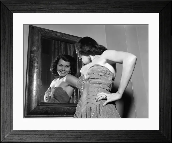 Framed Print : Simone Silva, french actress starring in the stage production of Meet Mr Framed Print : Simone Silva, french actress starring in the stage production of Meet Mr