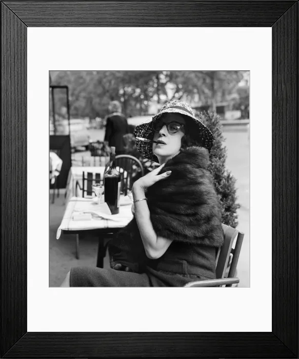 Framed Print : Daily Mirror agony aunt Marjorie Proops sitting at a cafe in Paris Framed Print : Daily Mirror agony aunt Marjorie Proops sitting at a cafe in Paris