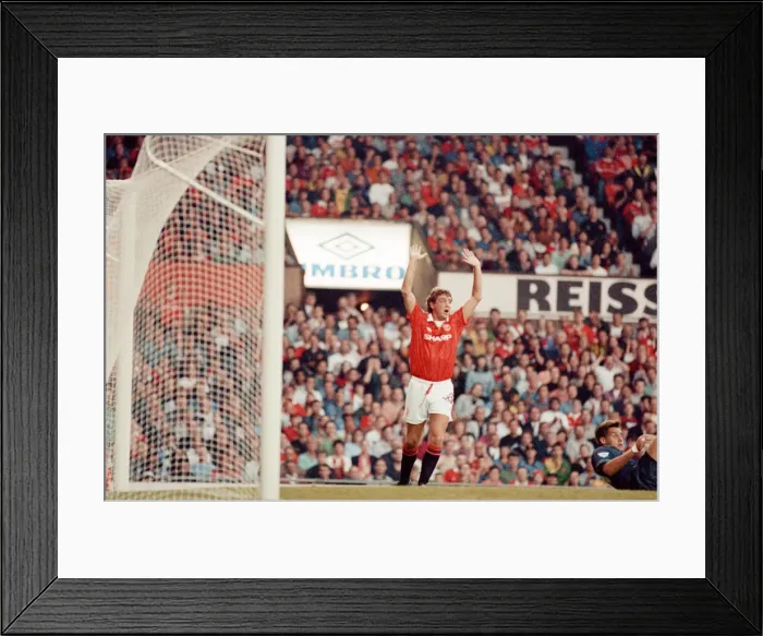 Framed Print : Manchester United v Sheffield United, Premier League match at Old Trafford Framed Print : Manchester United v Sheffield United, Premier League match at Old Trafford