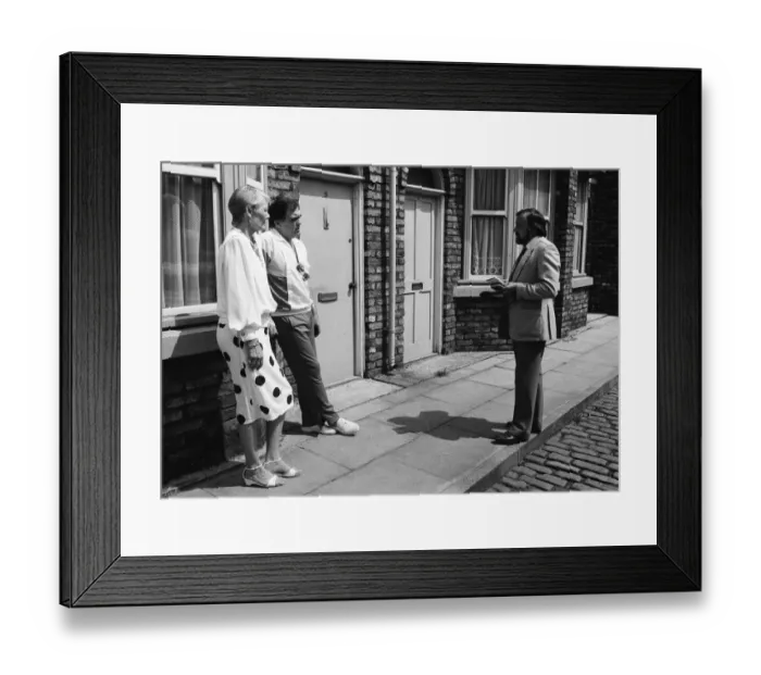 Framed Print : Actor Bill Tarmey (Jack Duckworth) is welcomed back to Granada TVs