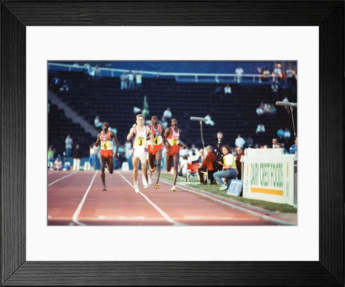 Framed Print : Middle-distance runner Tom McKean during the Dairy Crest Games at Crystal Palace
