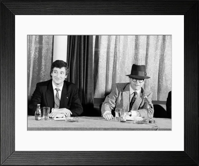 Framed Print : Left to right, Paul White (From Hanover Drew) and Elton John Framed Print : Left to right, Paul White (From Hanover Drew) and Elton John