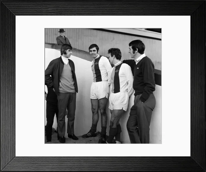 Framed Print : The two latest signees for Crystal Palace come from Scotland Framed Print : The two latest signees for Crystal Palace come from Scotland