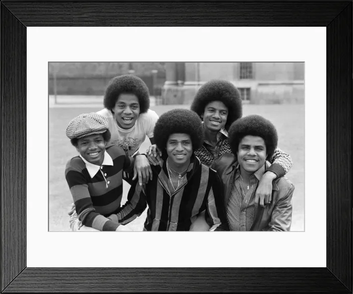 Framed Print : The Jackson 5 pop group pictured at Hyde Park Corner. They are Randy, 15, Michael, 18