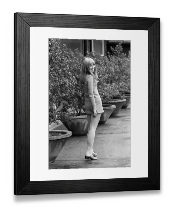 Framed Print : 22 year old Gillian Hills, the girl who plays the leading part in the new Granada TV Framed Print : 22 year old Gillian Hills, the girl who plays the leading part in the new Granada TV