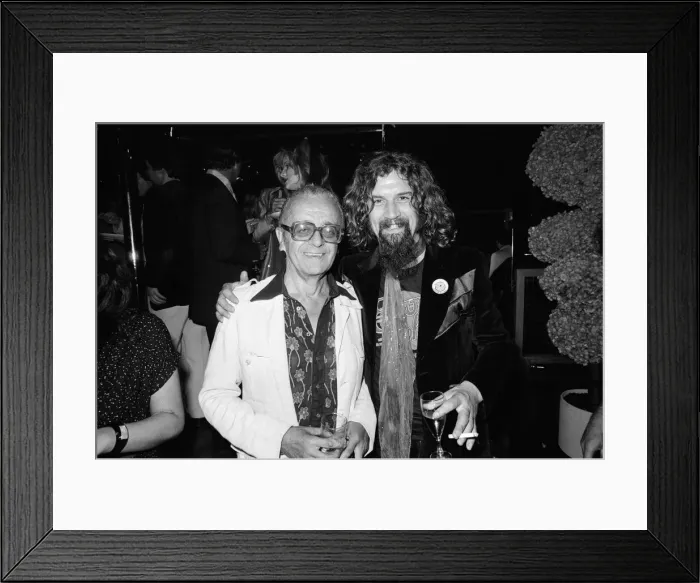 Framed Print : Billy Connolly (right) and guest at the new nightclub Stringfellows in Covent Garden Framed Print : Billy Connolly (right) and guest at the new nightclub Stringfellows in Covent Garden
