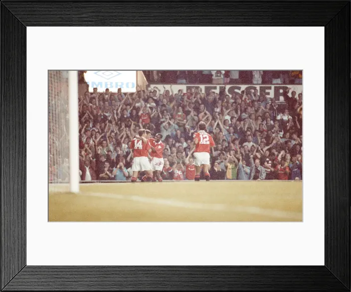 Framed Print : Manchester United v Sheffield United, Premier League match at Old Trafford Framed Print : Manchester United v Sheffield United, Premier League match at Old Trafford