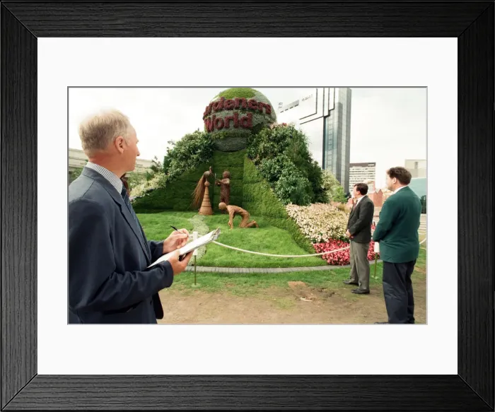 Framed Print : Judges examine the flower displays in Centenary Square, Birmingham Framed Print : Judges examine the flower displays in Centenary Square, Birmingham
