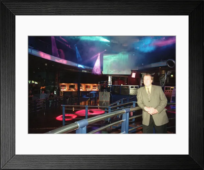 Framed Print : SkyDome multiplex, Croft Road, Coventry, Wednesday 20th October 1999 Framed Print : SkyDome multiplex, Croft Road, Coventry, Wednesday 20th October 1999
