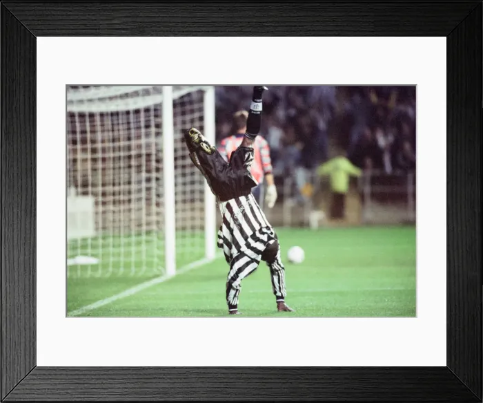 Framed Print : Newcastle United 3-2 Barcelona, UEFA Champions League Group C match at St James Park