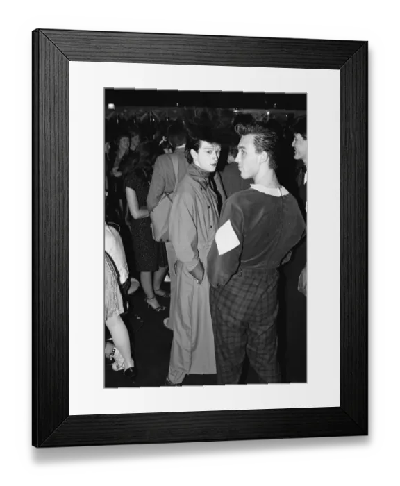Framed Print : Steve Strange and Martin Kemp at the new nightclub Stringfellows in Covent Garden, London Framed Print : Steve Strange and Martin Kemp at the new nightclub Stringfellows in Covent Garden, London