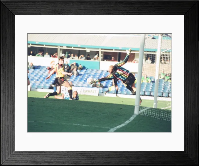 Framed Print : Birmingham 1-0 Watford, league division one match action at St Andrew s