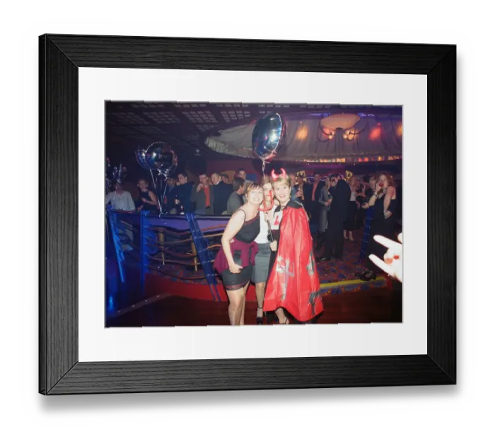 Framed Print : Opening of the SkyDome multiplex, Croft Road, Coventry, Friday 22nd October 1999