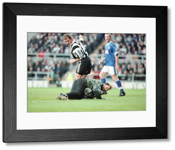 Framed Print : Newcastle United 4-3 Leicester City, premier league match at St James Park Framed Print : Newcastle United 4-3 Leicester City, premier league match at St James Park