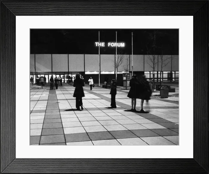 Framed Print : Exterior view of the Wythenshawe Forum centre in South Manchester. 26th March 1973 Framed Print : Exterior view of the Wythenshawe Forum centre in South Manchester. 26th March 1973