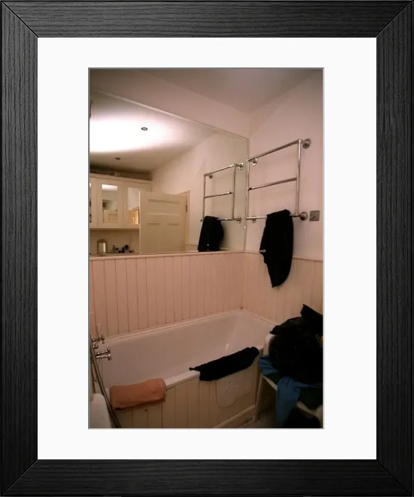 Framed Print : Coleherne Court Flat August 1998 Bathroom of former Flat once lived in by Princess Diana Framed Print : Coleherne Court Flat August 1998 Bathroom of former Flat once lived in by Princess Diana