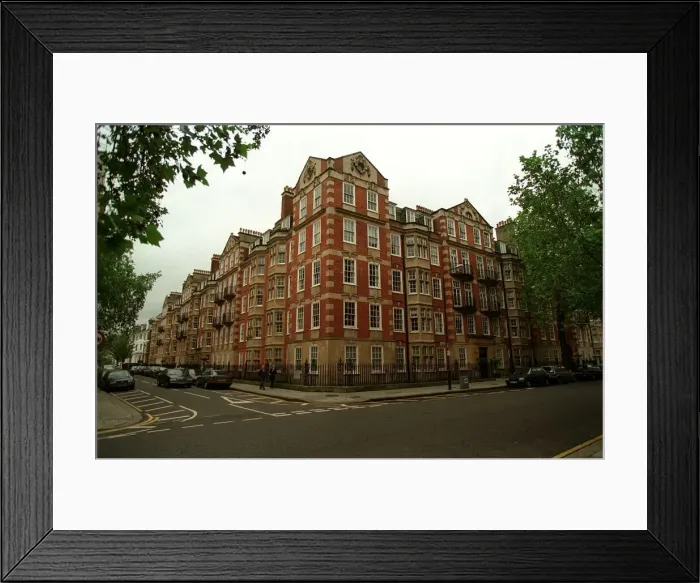 Framed Print : Dianas Flat June 98 No 60 Coleherne Court Diana