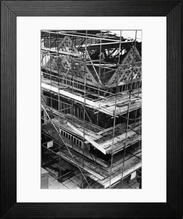 Framed Print : The framework of Manchesters oldest building, The Wellington Inn Framed Print : The framework of Manchesters oldest building, The Wellington Inn