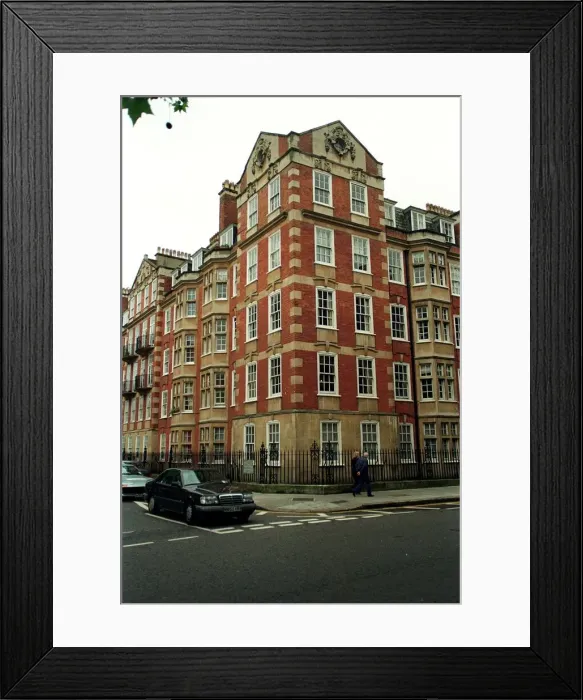 Framed Print : Dianas FlatJune 98 No 60 Coleherne Court Diana