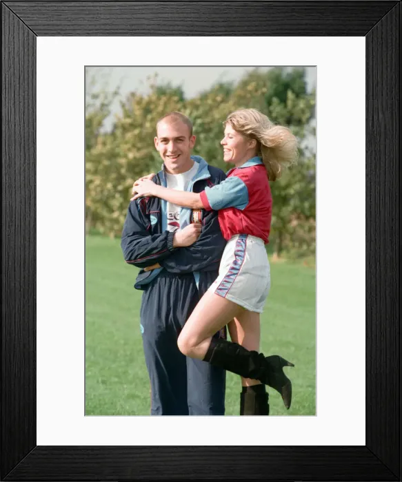 Framed Print : BBC Radio WM presenter Julie Mayer in an Aston Villa kit with Villa midfielder Mark Framed Print : BBC Radio WM presenter Julie Mayer in an Aston Villa kit with Villa midfielder Mark