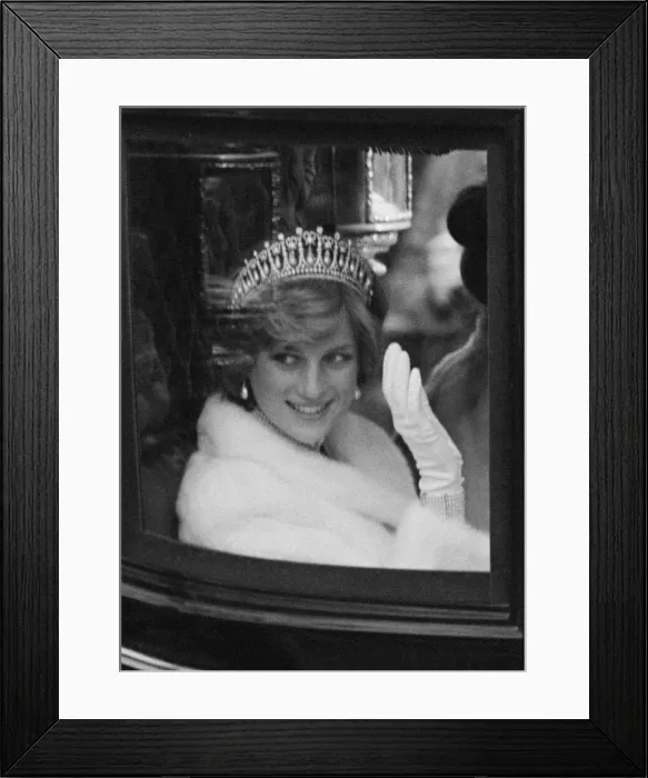 Framed Print : HRH Princess Diana, The Princess of Wales, attends the State Opening of Parliament Framed Print : HRH Princess Diana, The Princess of Wales, attends the State Opening of Parliament