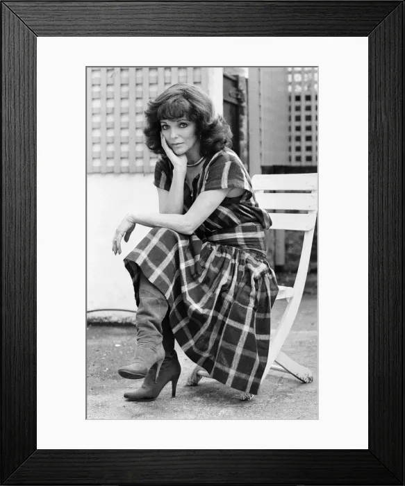 Framed Print : Actress Joan Collins. 6th May 1983 Framed Print : Actress Joan Collins. 6th May 1983