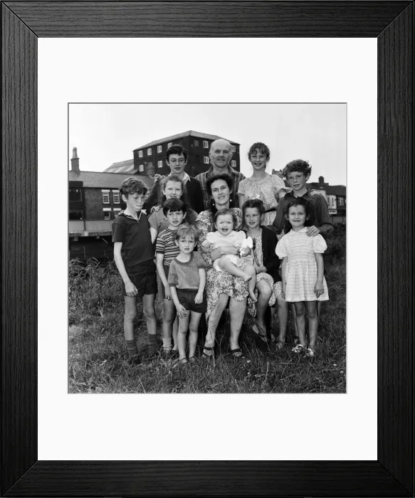 Framed Print : Gordon Gillick with his wife Victoria Gillick and their ten children at home in Wisbech Framed Print : Gordon Gillick with his wife Victoria Gillick and their ten children at home in Wisbech