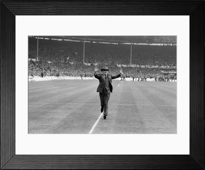 Framed Print : 1984 FA Cup Final at Wembley Stadium. Watford chairman Elton John pictured before kick Framed Print : 1984 FA Cup Final at Wembley Stadium. Watford chairman Elton John pictured before kick