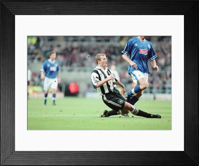 Framed Print : Newcastle United 4-3 Leicester City, premier league match at St James Park Framed Print : Newcastle United 4-3 Leicester City, premier league match at St James Park