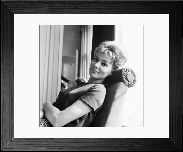 Framed Print : Irina Demick, french actress, in the UK for premiere of new film, The Longest Day