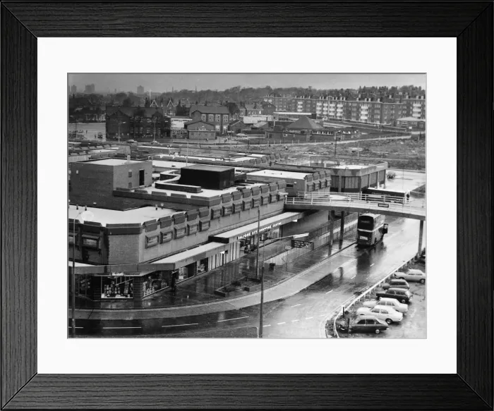 Framed Print : Exterior view of the new Salford shopping precinct. 15th November 1971 Framed Print : Exterior view of the new Salford shopping precinct. 15th November 1971