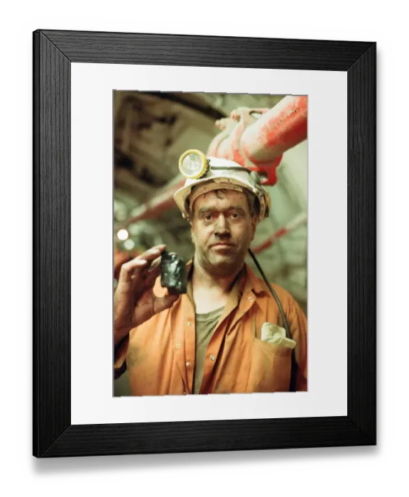 Framed Print : A miner below ground at Cotgrave Colliery for the final shift before the mine is closed Framed Print : A miner below ground at Cotgrave Colliery for the final shift before the mine is closed