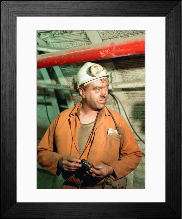 Framed Print : A miner below ground at Cotgrave Colliery for the final shift before the mine is closed Framed Print : A miner below ground at Cotgrave Colliery for the final shift before the mine is closed