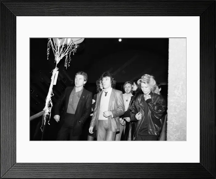 Framed Print : Bill Wyman and other celebrities at the opening of The London Hippodrome nightclub