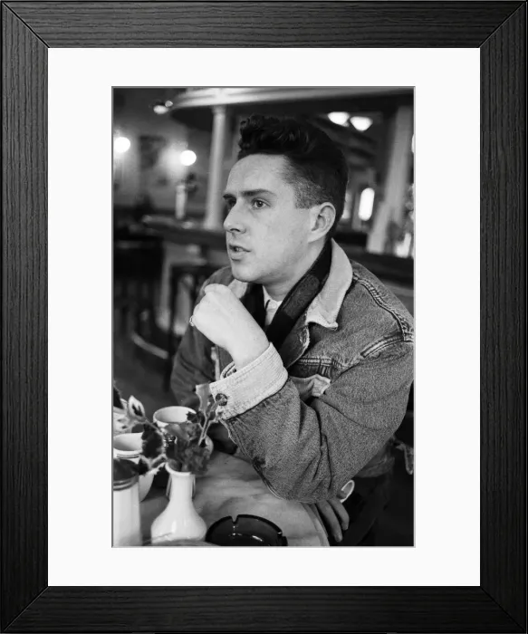Framed Print : Frankie Goes to Hollywood singer Holly Johnson. 17th December 1986 Framed Print : Frankie Goes to Hollywood singer Holly Johnson. 17th December 1986