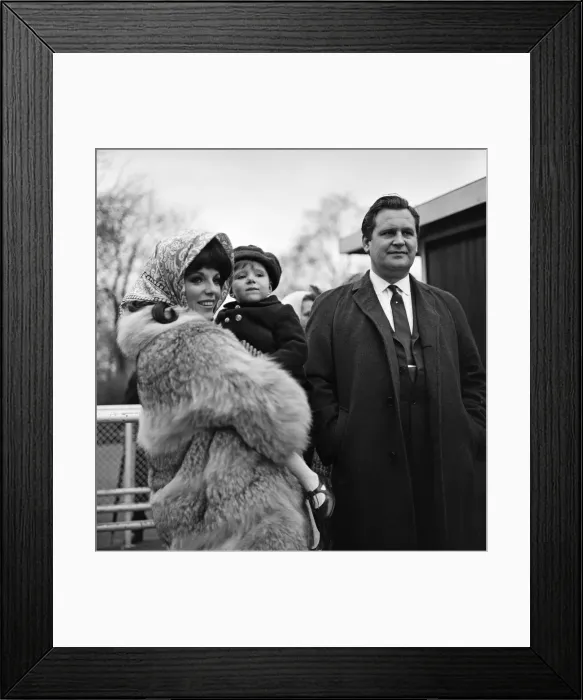 Framed Print : Joan Collins on the set of her new film Subterfuge