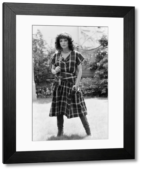 Framed Print : Actress Joan Collins. 6th May 1983 Framed Print : Actress Joan Collins. 6th May 1983