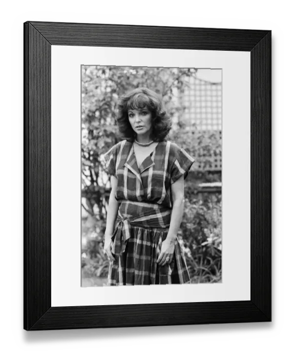 Framed Print : Actress Joan Collins. 6th May 1983 Framed Print : Actress Joan Collins. 6th May 1983
