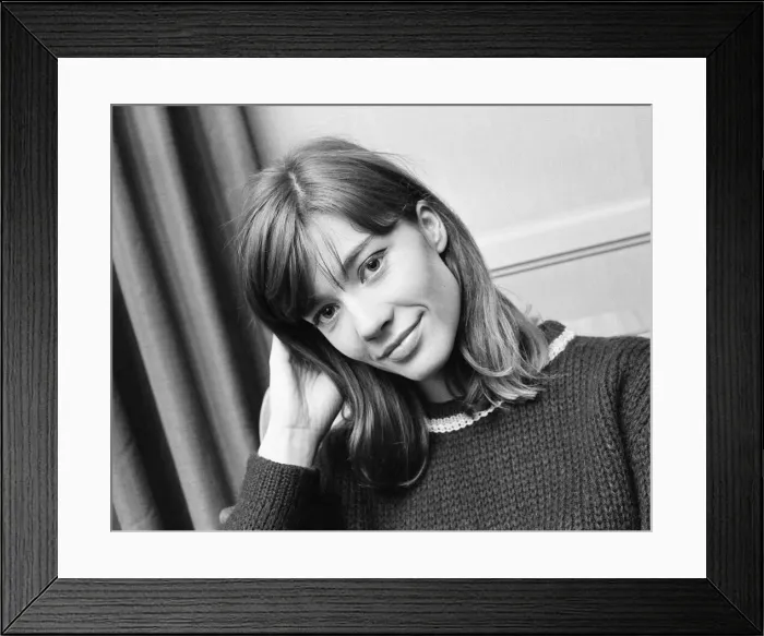 Framed Print : Francoise Hardy, french singer aged 19 years old, in the UK to promote four new records Framed Print : Francoise Hardy, french singer aged 19 years old, in the UK to promote four new records