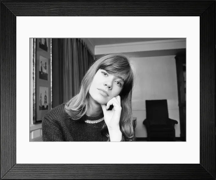 Framed Print : Francoise Hardy, french singer aged 19 years old, in the UK to promote four new records Framed Print : Francoise Hardy, french singer aged 19 years old, in the UK to promote four new records
