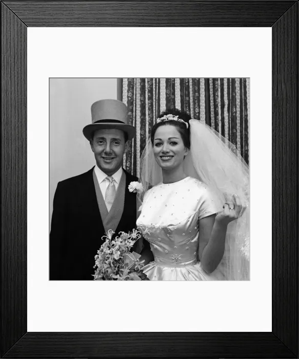 Framed Print : The wedding of Jackie Collins and Wallace Austin at Grosvenor House. 13th December 1960 Framed Print : The wedding of Jackie Collins and Wallace Austin at Grosvenor House. 13th December 1960