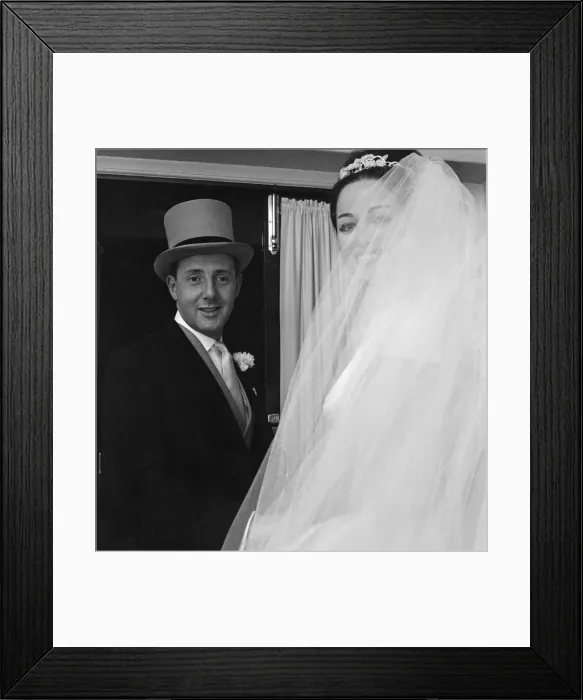 Framed Print : The wedding of Jackie Collins and Wallace Austin at Grosvenor House. 13th December 1960