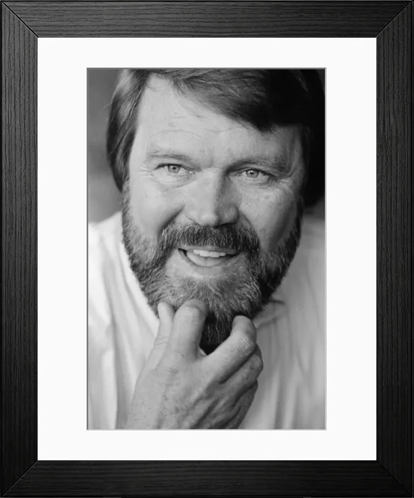 Framed Print : Glen Campbell in London. 19th April 1984 See another frame in this set that