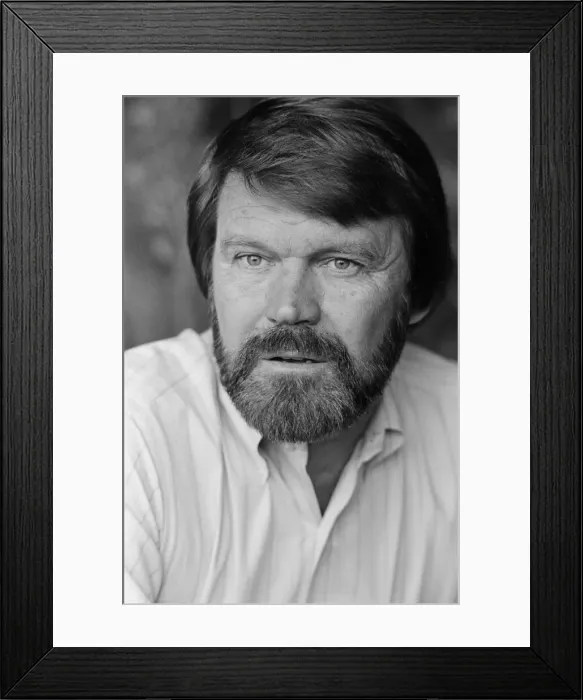 Framed Print : Glen Campbell in London. 19th April 1984 See another frame in this set that Framed Print : Glen Campbell in London. 19th April 1984 See another frame in this set that
