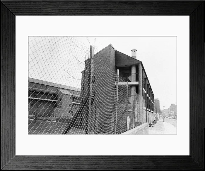 Framed Print : Cooper Close, Waterloo Road, a smart block of flats which was completed last April Framed Print : Cooper Close, Waterloo Road, a smart block of flats which was completed last April