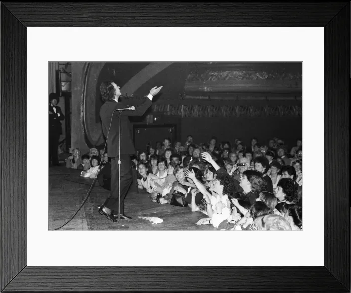 Framed Print : Singer Julio Iglesias. October 1982 Framed Print : Singer Julio Iglesias. October 1982