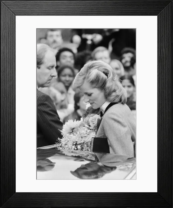 Framed Print : HRH Princess Diana, The Princess of Wales, visits Dr. Barnados home in East Ham, London Framed Print : HRH Princess Diana, The Princess of Wales, visits Dr. Barnados home in East Ham, London