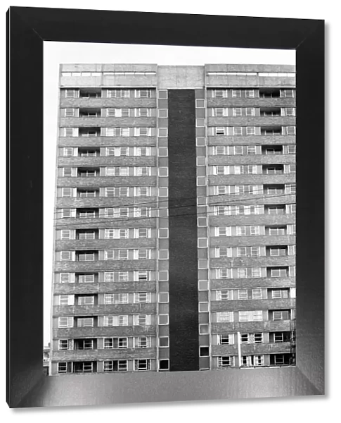 Mill House high rise flats at Spital Tongues in Newcastle 20 September 1967